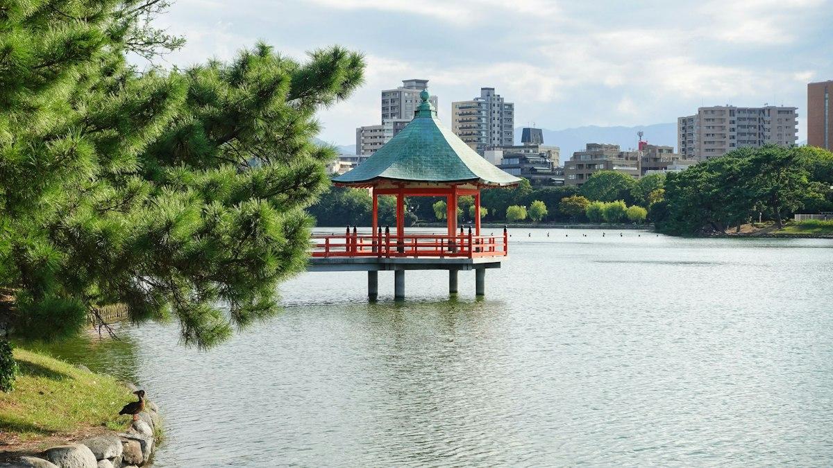 Парк Оходри (Ohori Park)