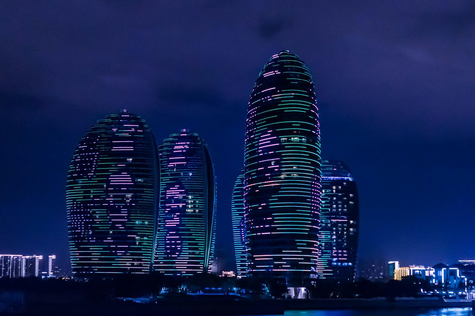 Бухта Ялонг (Yalong Bay)