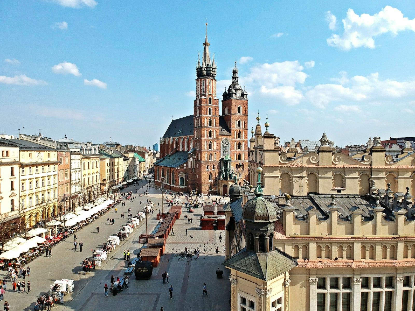 Хала Таргова